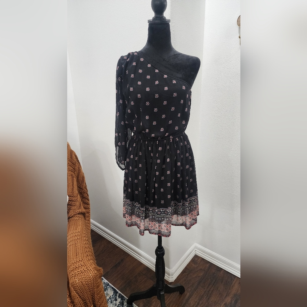 Hollister One Shoulder Dress Size/ Medium